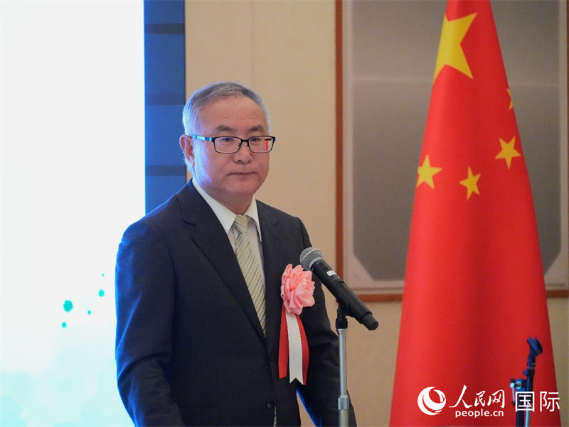 中国驻福冈总领事杨庆东致辞。人民网 许可摄